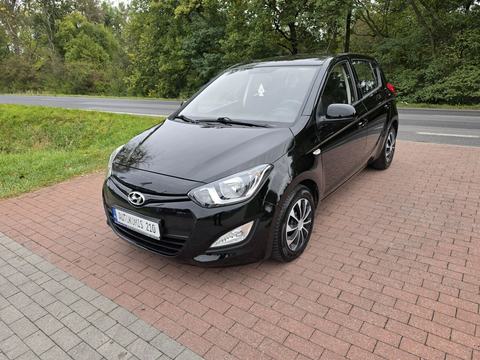 Hyundai i20 1,2 benzynka bardzo niski przebieg 101 tyś km w bdb stanie