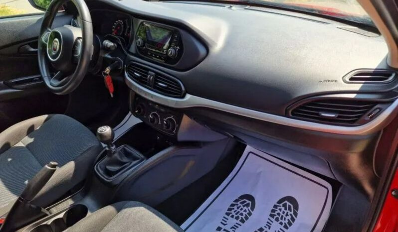 Fiat Tipo 1,4 16v 95 KM z bardzo niskim oryginalnym przebiegiem 39 tys full