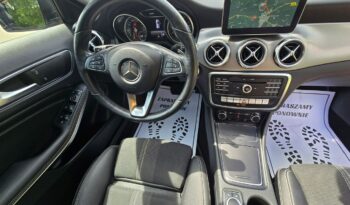 Mercedes GLA 180 benzynka z bardzo niskim przebiegiem 100 tys km !!! full