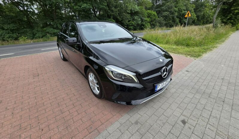 Mercedes A180 1,6 benzynka automat z niskim przebiegiem  78 tys km ! full