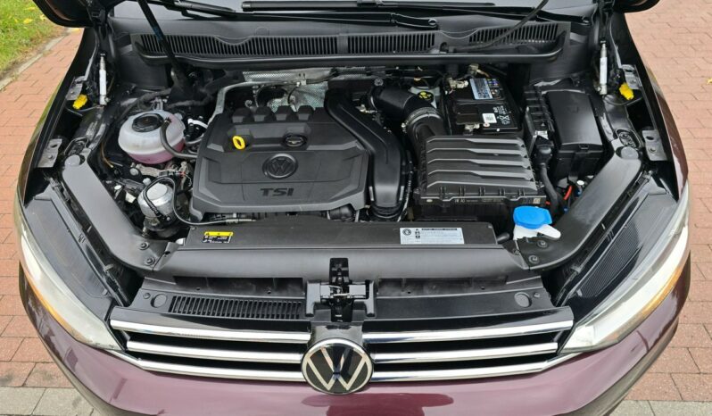 Volkswagen Touran 1,5 benzynka z bardzo niskim przebiegiem 69 tys km ! full