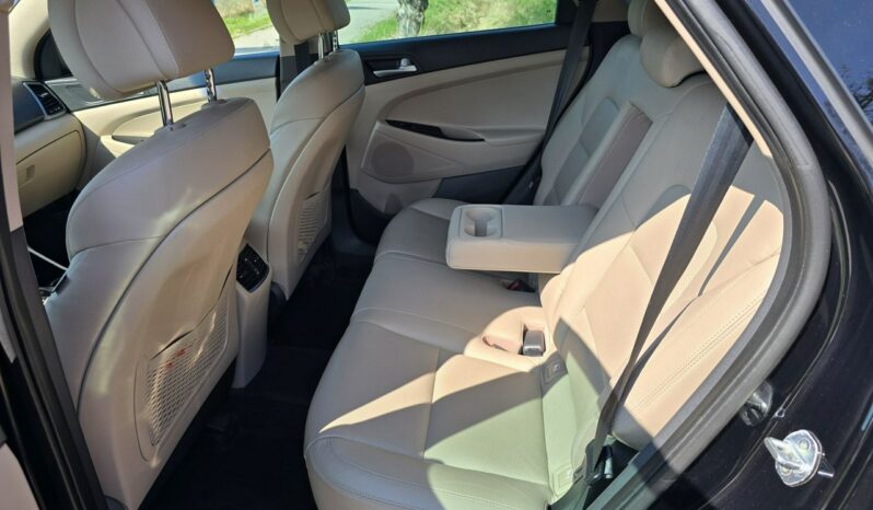 Hyundai Tucson 1,6 benzynka z automatyczna skrzynia,salon Polska ! full