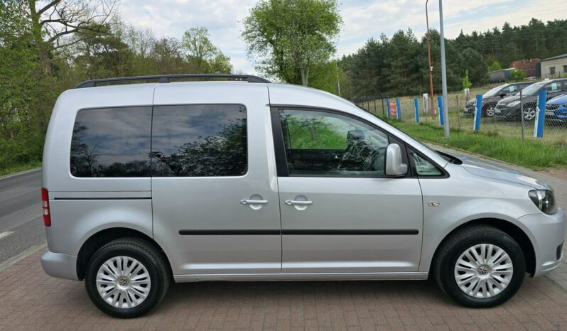 Volkswagen Caddy 1,2 benzynka z bardzo niskim przebiegiem 37 tys km !! full