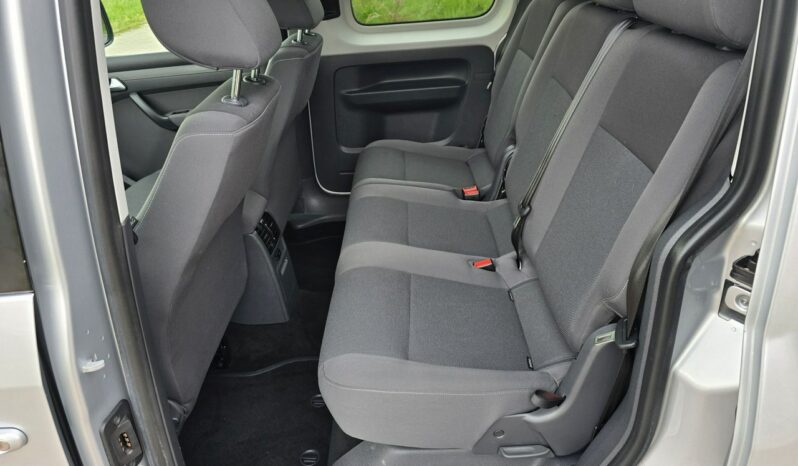 Volkswagen Caddy 1,2 benzynka z bardzo niskim przebiegiem 37 tys km !! full