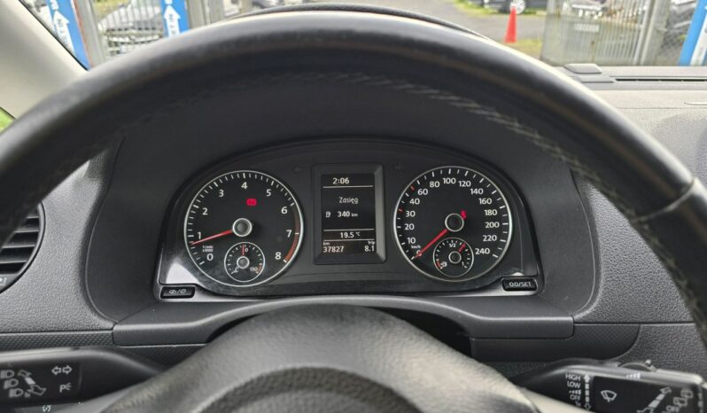 Volkswagen Caddy 1,2 benzynka z bardzo niskim przebiegiem 37 tys km !! full