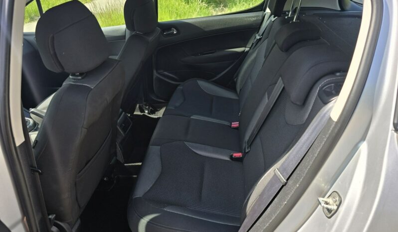 Peugeot 308 1,6 benzyna z niskim oryginalnym przebiegiem 110 tys km !! full