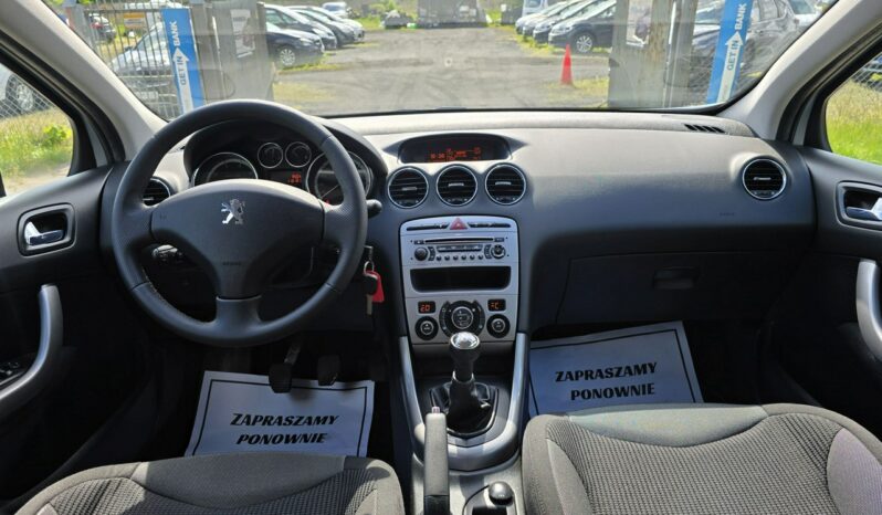 Peugeot 308 1,6 benzyna z niskim oryginalnym przebiegiem 110 tys km !! full