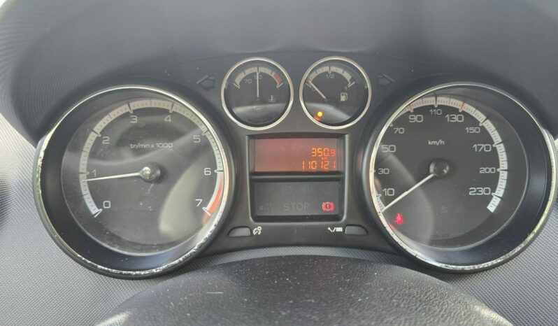 Peugeot 308 1,6 benzyna z niskim oryginalnym przebiegiem 110 tys km !! full