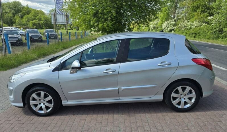 Peugeot 308 1,6 benzyna z niskim oryginalnym przebiegiem 110 tys km !! full