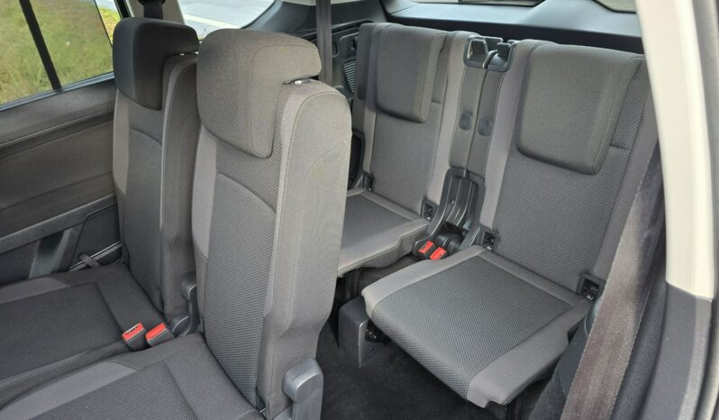 Volkswagen Touran 1,6 tdi automat 7 miejsc niski przebieg 123 tys km ! full