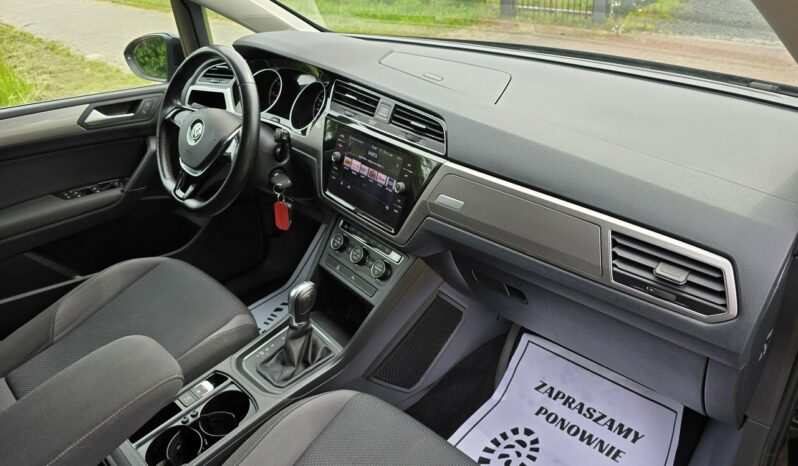 Volkswagen Touran 1,6 tdi automat 7 miejsc niski przebieg 123 tys km ! full