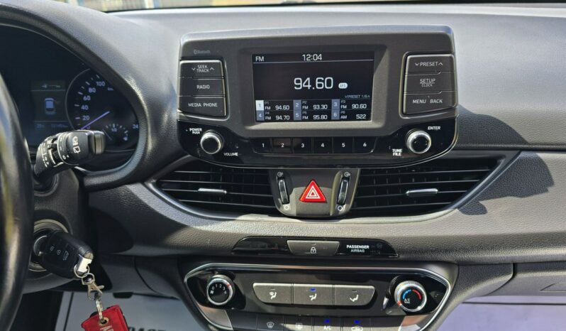 Hyundai i30 1,4 benzyna z gazem Salon Polska !!! full