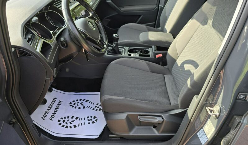 Volkswagen Touran III 1,6 tdi bardzo niski przebieg 101 tys km ! full