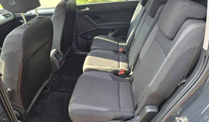 Volkswagen Touran III 1,6 tdi bardzo niski przebieg 101 tys km ! full
