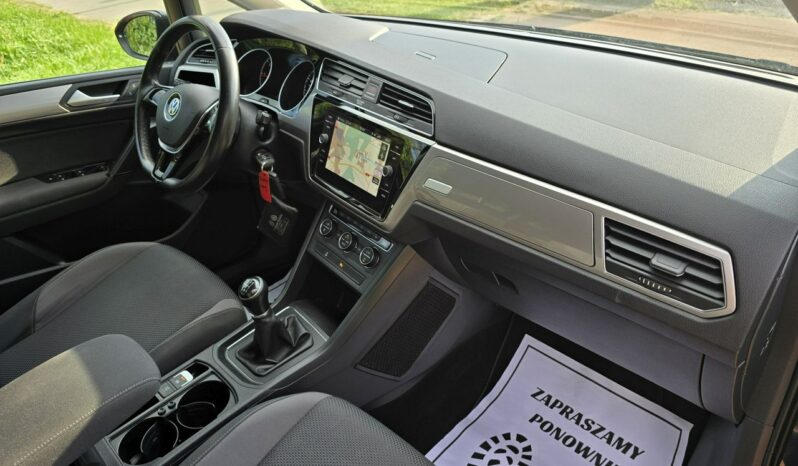 Volkswagen Touran III 1,6 tdi bardzo niski przebieg 101 tys km ! full