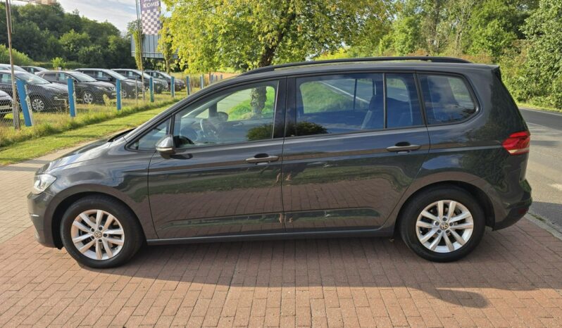 Volkswagen Touran III 1,6 tdi bardzo niski przebieg 101 tys km ! full