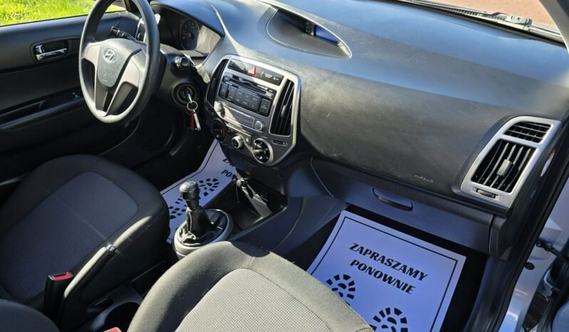 Hyundai i20 1,2 benzynka z niskim przebiegiem 124 tyś km !!! full