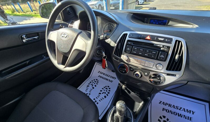 Hyundai i20 1,2 benzynka z niskim przebiegiem 124 tyś km !!! full