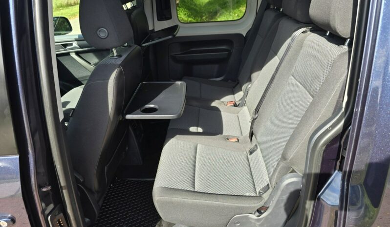 Volkswagen Touran 2,0 tdi automat  wersja Beach z łóżkiem !!! full