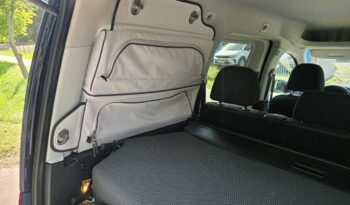 Volkswagen Touran 2,0 tdi automat  wersja Beach z łóżkiem !!! full