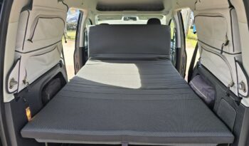 Volkswagen Touran 2,0 tdi automat  wersja Beach z łóżkiem !!! full