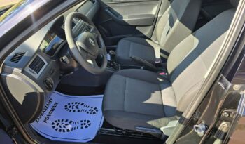 Skoda Rapid 1,2 benzynka zarejestrowany w Polsce z niskim przebiegiem! full