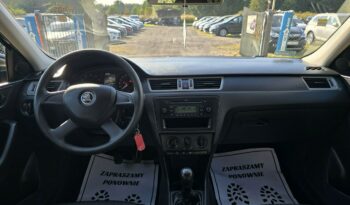 Skoda Rapid 1,2 benzynka zarejestrowany w Polsce z niskim przebiegiem! full