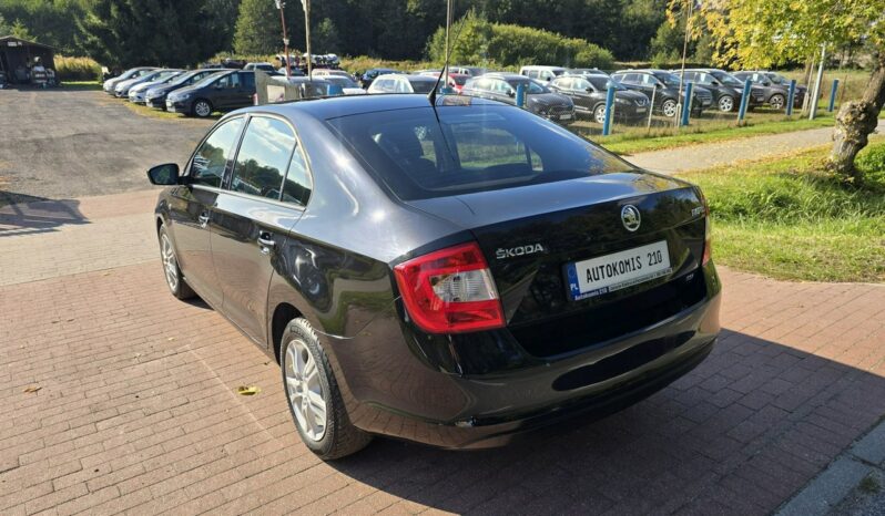 Skoda Rapid 1,2 benzynka zarejestrowany w Polsce z niskim przebiegiem! full