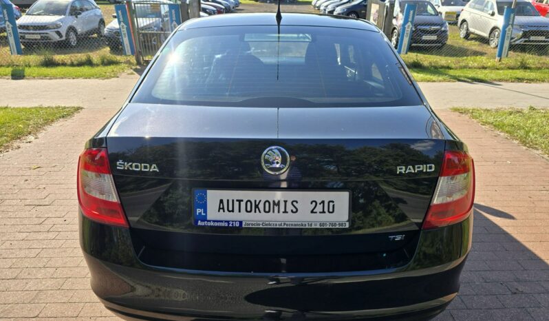 Skoda Rapid 1,2 benzynka zarejestrowany w Polsce z niskim przebiegiem! full