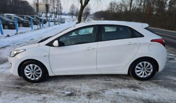 Hyundai i30 5 drzwi 1,4 benzynka  99 KM w bardzo ładnym stanie !!! full