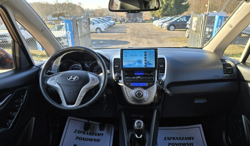 Hyundai ix20 1,4 benzynka 90 KM z niskim przebiegiem 94 tyś km !!! full