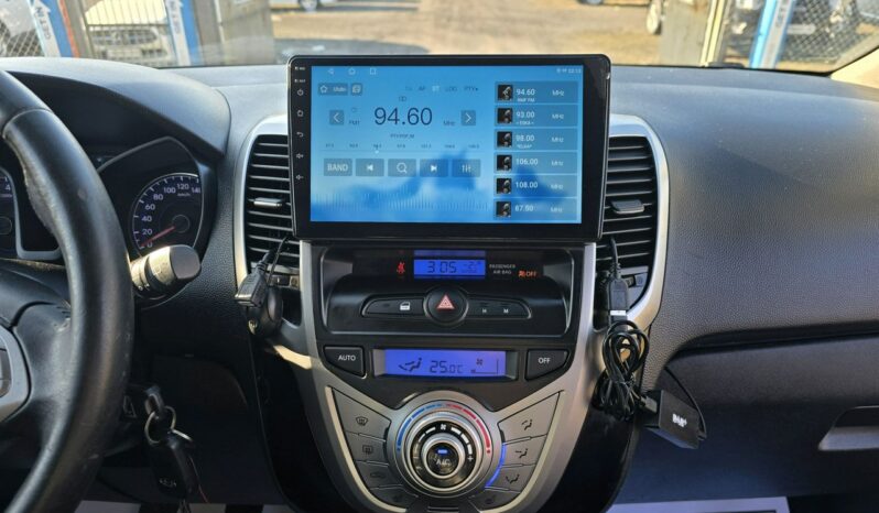 Hyundai ix20 1,4 benzynka 90 KM z niskim przebiegiem 94 tyś km !!! full