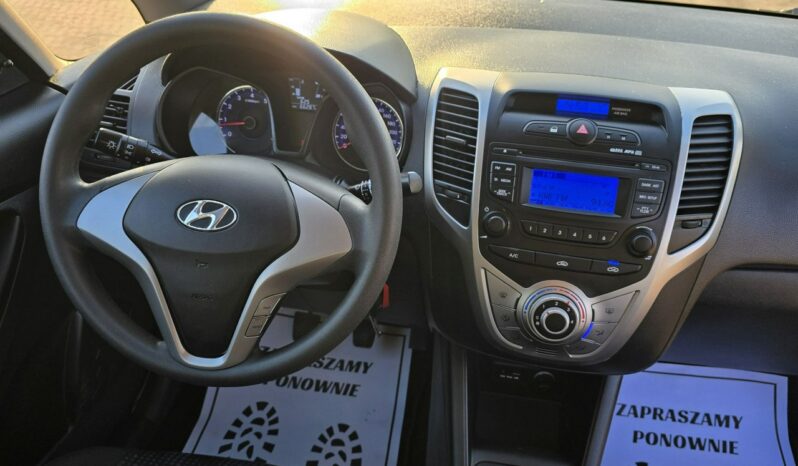 Hyundai ix20 1,4 benzynka 90 KM z niskim przebiegiem 66 tyś km !!! full