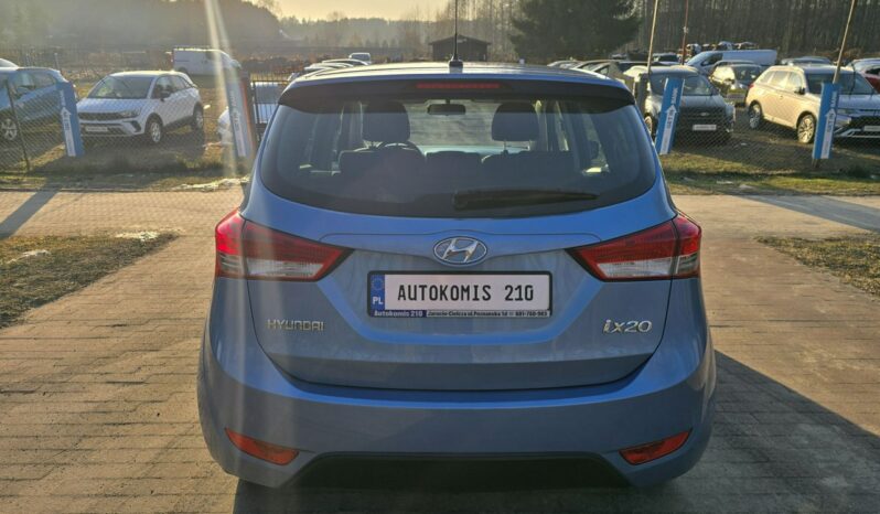 Hyundai ix20 1,4 benzynka 90 KM z niskim przebiegiem 66 tyś km !!! full