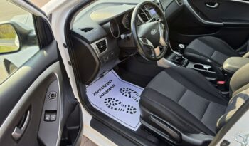 Hyundai i30 5 drzwi 1,4 benzynka  99 KM w bardzo ładnym stanie !!! full