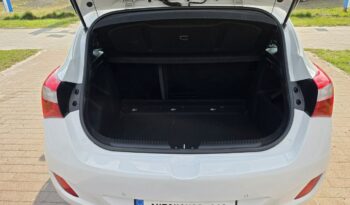 Hyundai i30 5 drzwi 1,4 benzynka  99 KM w bardzo ładnym stanie !!! full