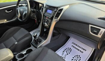 Hyundai i30 5 drzwi 1,4 benzynka  99 KM w bardzo ładnym stanie !!! full