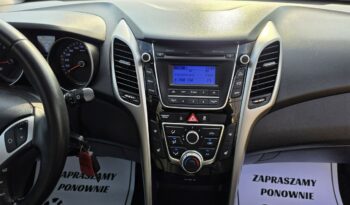 Hyundai i30 5 drzwi 1,4 benzynka  99 KM w bardzo ładnym stanie !!! full