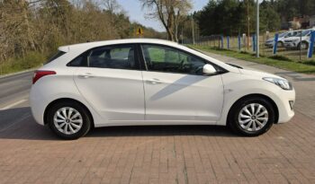 Hyundai i30 5 drzwi 1,4 benzynka  99 KM w bardzo ładnym stanie !!! full