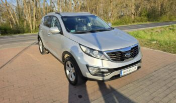 Kia Sportage 2,0 crdi 136 KM z dobrym wyposażeniem zarejestrowany !!! full
