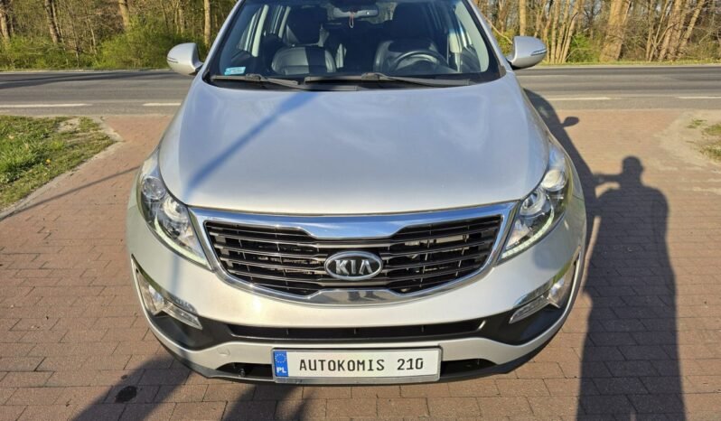 Kia Sportage 2,0 crdi 136 KM z dobrym wyposażeniem zarejestrowany !!! full