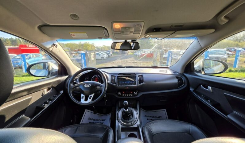 Kia Sportage 2,0 crdi 136 KM z dobrym wyposażeniem zarejestrowany !!! full