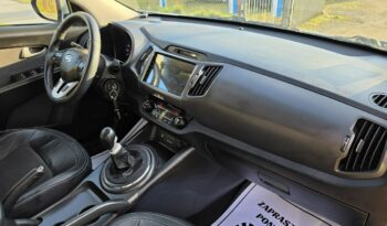 Kia Sportage 2,0 crdi 136 KM z dobrym wyposażeniem zarejestrowany !!! full