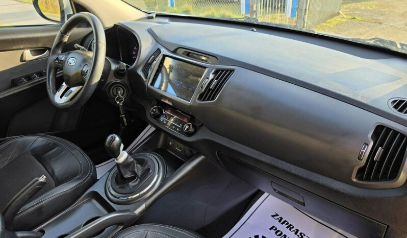Kia Sportage 2,0 crdi 136 KM z dobrym wyposażeniem zarejestrowany !!! full
