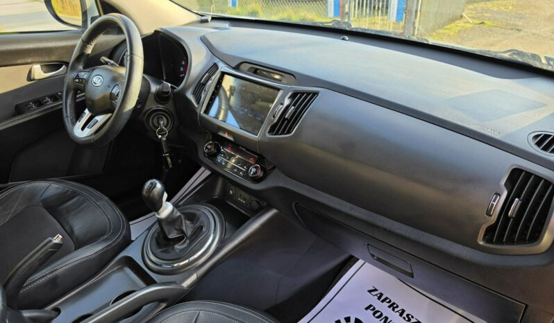 Kia Sportage 2,0 crdi 136 KM z dobrym wyposażeniem zarejestrowany !!! full