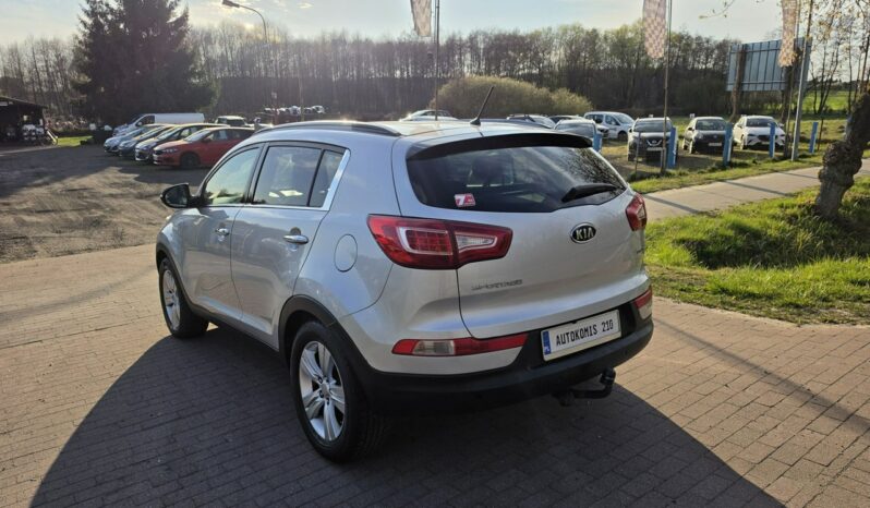 Kia Sportage 2,0 crdi 136 KM z dobrym wyposażeniem zarejestrowany !!! full
