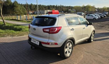 Kia Sportage 2,0 crdi 136 KM z dobrym wyposażeniem zarejestrowany !!! full