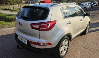 Kia Sportage 2,0 crdi 136 KM z dobrym wyposażeniem zarejestrowany !!! full