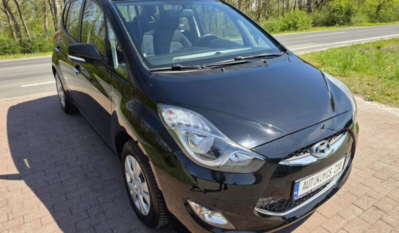 Hyundai ix20 1,4 benzynka 90 KM z niskim przebiegiem 94 tyś km !!! full