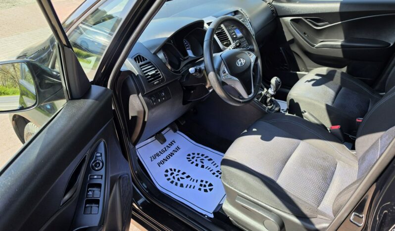 Hyundai ix20 1,4 benzynka 90 KM z niskim przebiegiem 94 tyś km !!! full